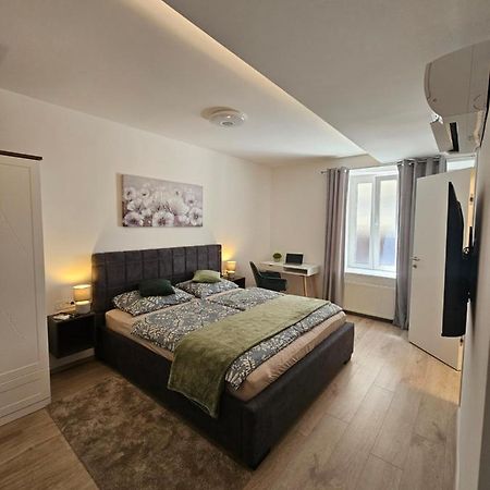 Golden Sun Apartment Zagreb Luaran gambar