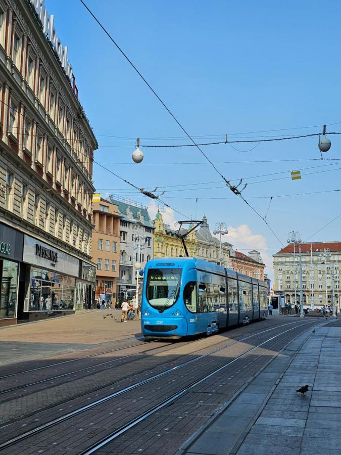 Golden Sun Apartment Zagreb Luaran gambar